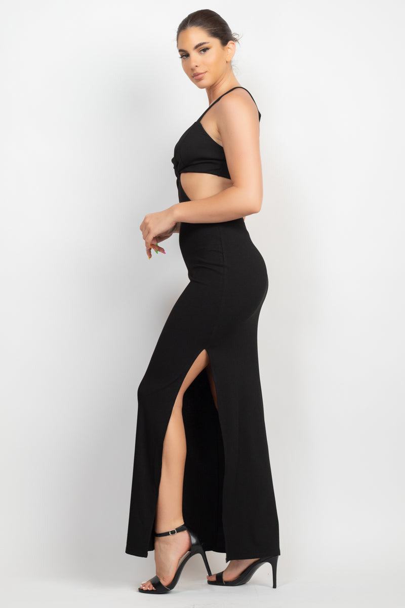 Mimosa Maxi Dress in black - CrownofCouture